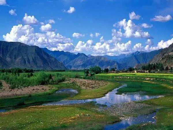 西藏成为2017年新的避暑旅游首选目的地